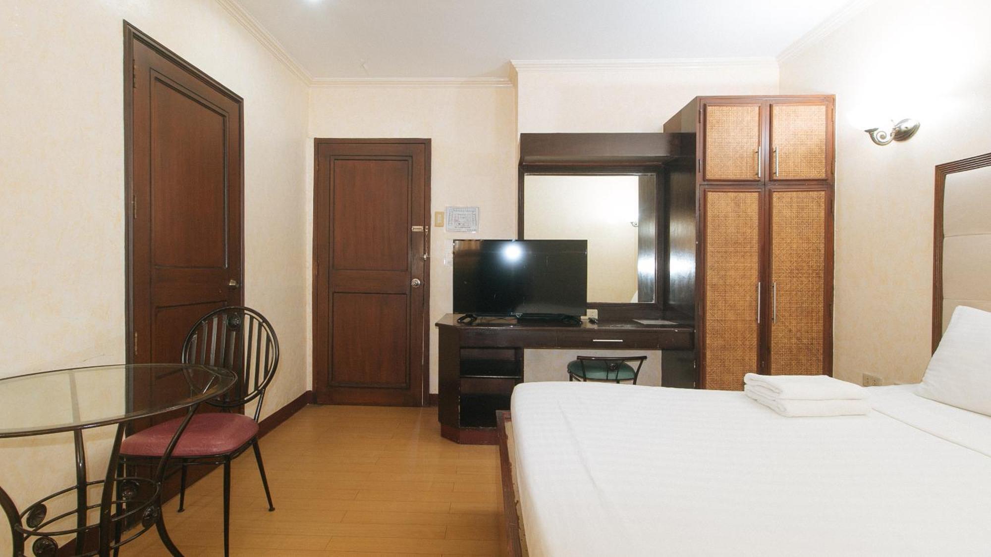 Bliss Hotel Dau Mabalacat Exterior foto